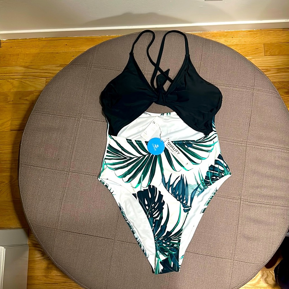 Cupshe cut out one piece swimsuit